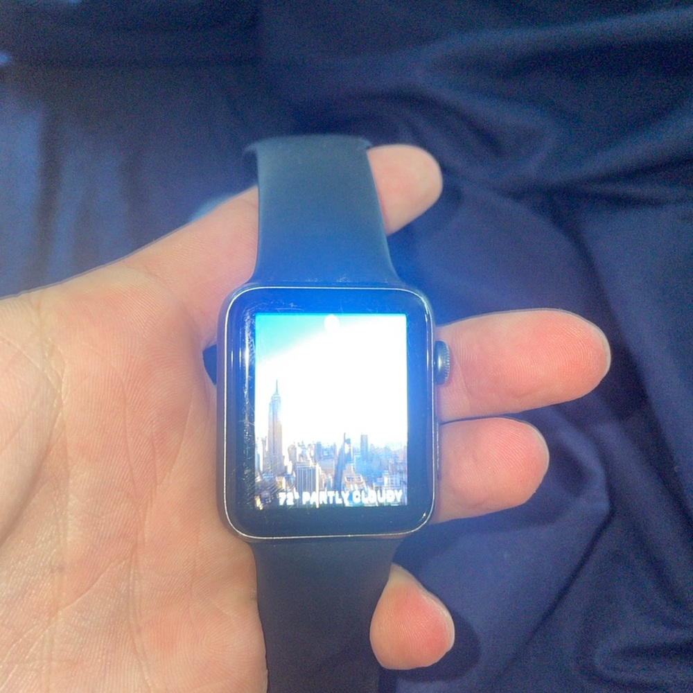 Apple Watch band - Black - Great condition trying to get rid of